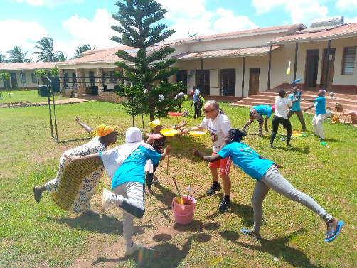 SPAT training week 3 Deaf centre - Kwale - Circus Hannes